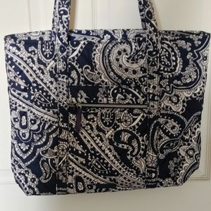 Vera Bradley Night Paisley Neutral Totr